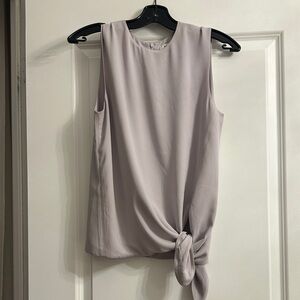 Aritzia – Babaton-Light mauve Sleeveless Blouse -Size Small